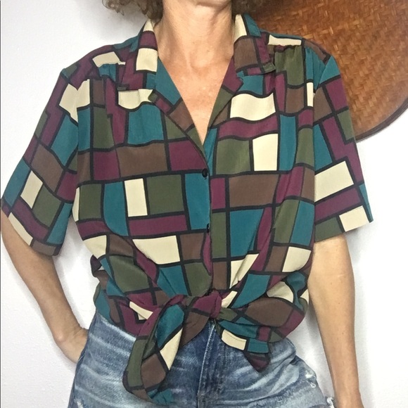Vintage Tops - 👾VTG abstract print vsco blouse